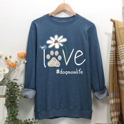 Love Dog Mom Life Daisy Women Casual Sweatshirt